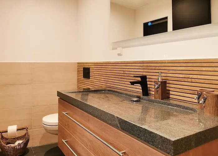 Alpenperle Im Zentrum Von 에르푸르트